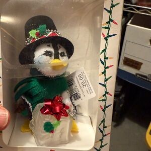 Annalee Doll - 4” Cool Grits Penguin in Box